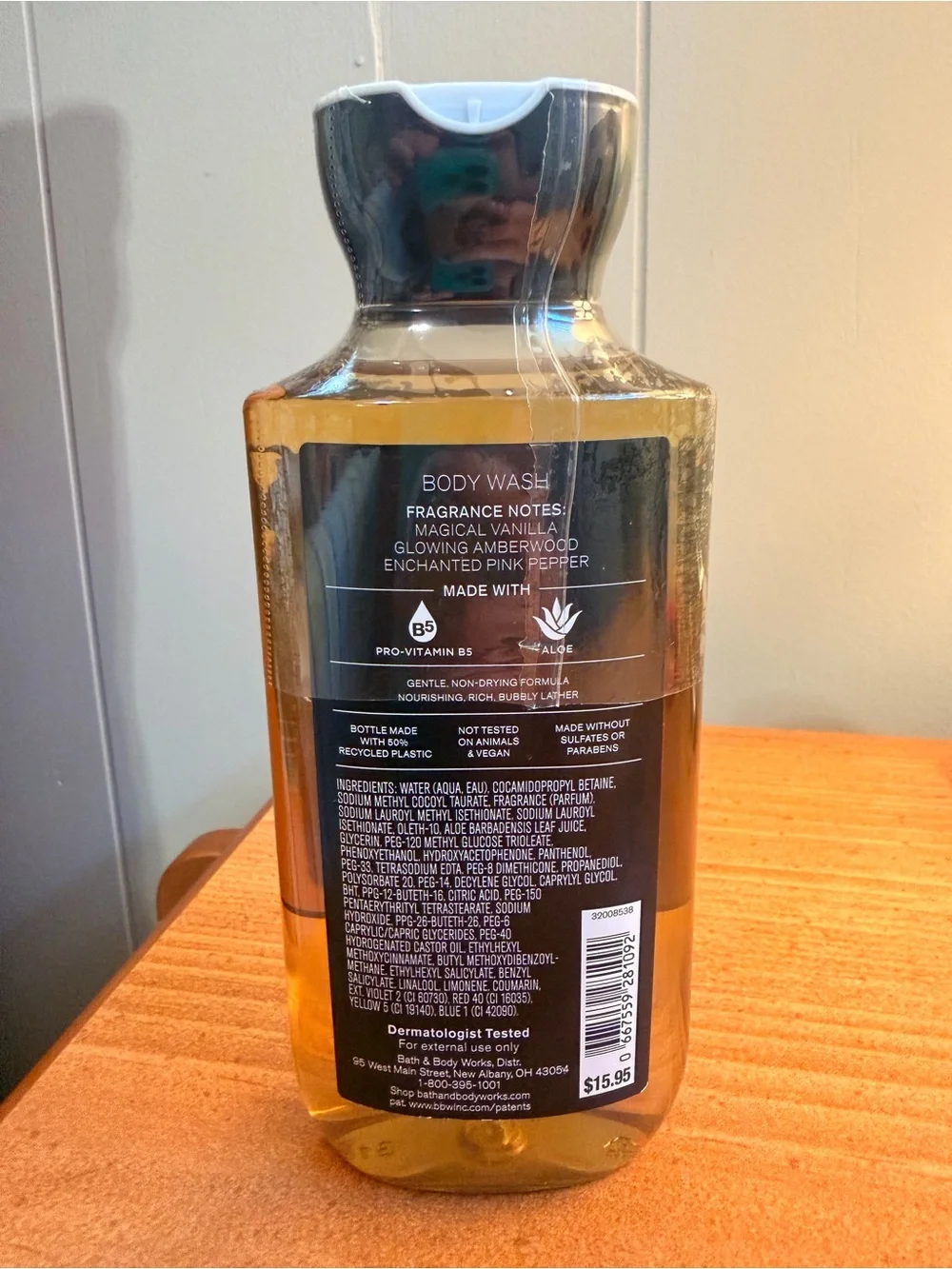 Bath & Body Works Wicked Vanilla Woods Body Wash - Amber & Navy